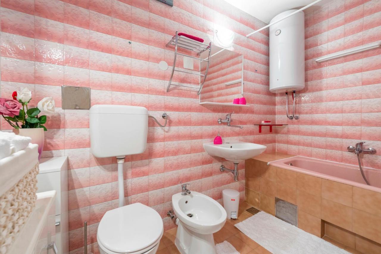Adventure Apartment 75M2 Close To The Center สปลิท ภายนอก รูปภาพ